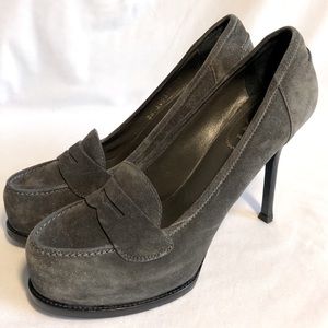 Yves Saint Laurent Suede Penny Pumps